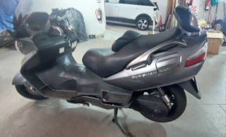 SUZUKI BURGMAN 650 EXECUTIVE 2007.