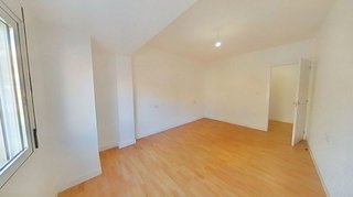 Piso en venta en El Castell en Burjassot