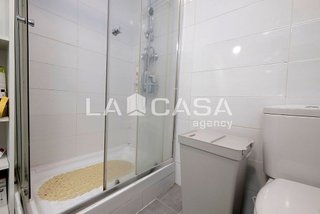 Piso en venta en Montbau en Barcelona