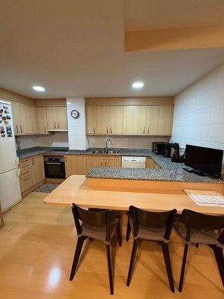 Dúplex en venta en Pubilla Cases en Hospitalet de Llobregat, L´