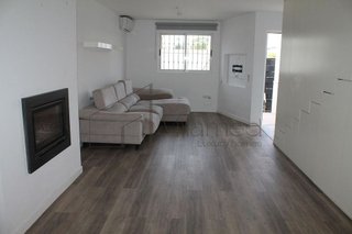 Casa pareada en venta en La Conarda en Pobla de Vallbona (la)