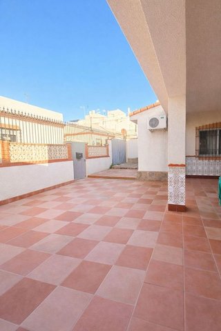 Chalet en venta en Núcleo Urbano en Chiclana de la Frontera