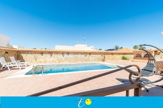 Chalet en venta en La Siesta - El Salado - Torreta en Torrevieja