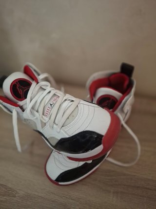 Zapatillas Jordan Jumpman 2 Trey