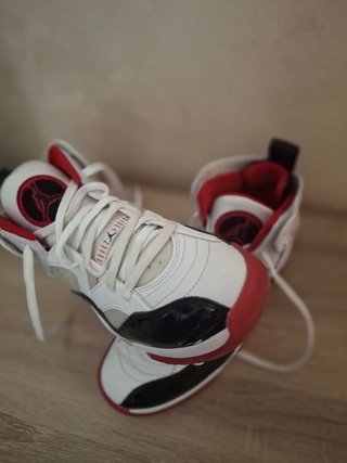 Zapatillas Jordan Jumpman 2 Trey