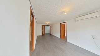Piso en venta en En Corts en Valencia