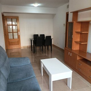 Piso en venta en Nueva Andalucía en Almería