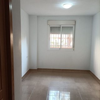 Piso en venta en Nueva Andalucía en Almería