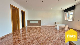 Piso en venta en Riu en Santa Coloma de Gramanet
