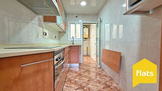 Piso en venta en Riu en Santa Coloma de Gramanet