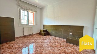 Piso en venta en Riu en Santa Coloma de Gramanet