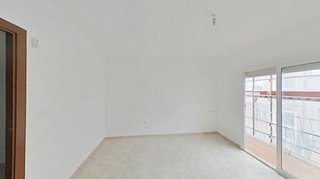 Piso en venta en Fondo en Santa Coloma de Gramanet