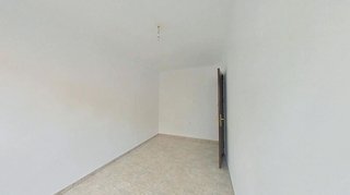 Piso en venta en Fondo en Santa Coloma de Gramanet