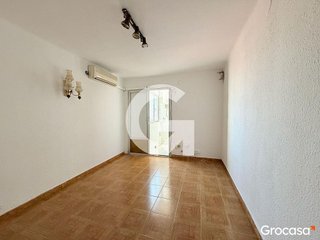 Piso en venta en Pubilla Cases en Hospitalet de Llobregat, L´