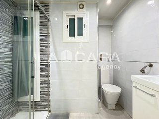 Piso en venta en Artigas - Llefià en Badalona