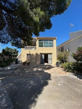 Chalet en venta en Los Balcones - Los Altos del Edén en Torrevieja
