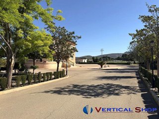 Chalet en venta en Yecla