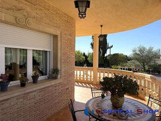 Chalet en venta en Yecla
