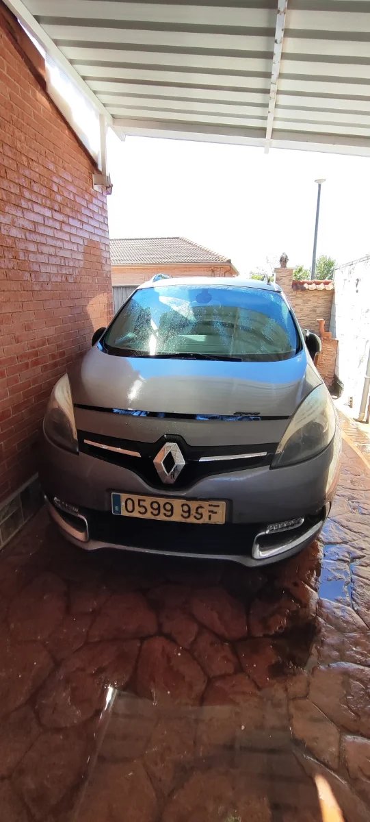 Renault Grand Scenic 2015 - foto 1