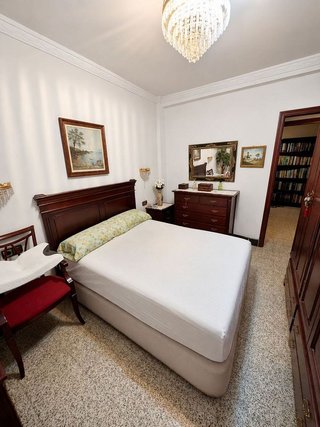 Piso en venta en Cruz Roja en Sevilla