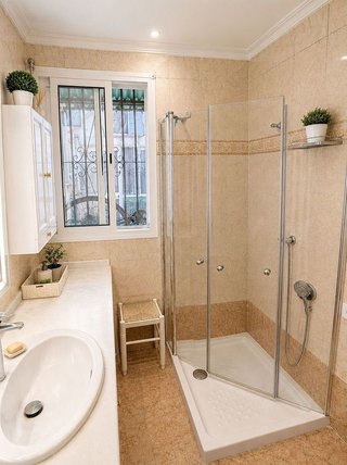Piso en venta en Cruz Roja en Sevilla