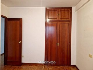 Piso en venta en Travesía de Vigo - San Xoán en Vigo
