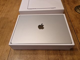 MacBook Air M2 13 8 Ram 256 gb Color Plata.