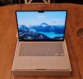 MacBook Air M2 13 8 Ram 256 gb Color Plata.
