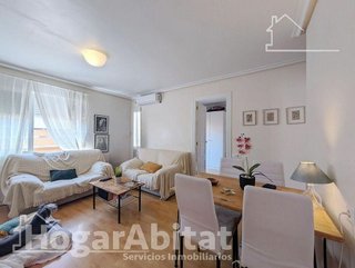 Piso en venta en Carolinas Bajas en Alicante