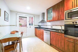 Chalet en venta en Vallirana