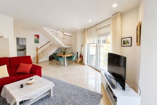 Dúplex en venta en Pubilla Cases en Hospitalet de Llobregat, L´