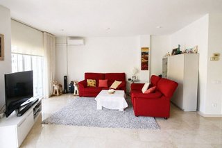 Dúplex en venta en Pubilla Cases en Hospitalet de Llobregat, L´