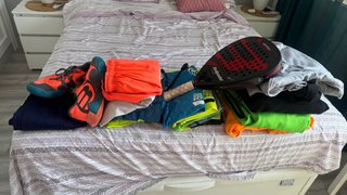 Pack Bullpadel: Pala, Ropa y Zapatillas