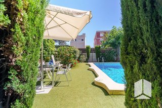 Dúplex en venta en Lluminetes en Castelldefels