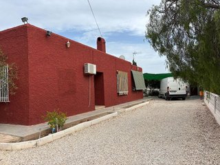 Chalet en venta en Jubalcoi en Elche