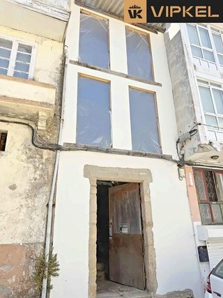 Casa pareada en venta en Pontedeume