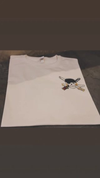 Maglietta cotone 100% ricamo Zoro One Piece