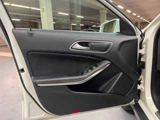 Mercedes-Benz GLA 220 CDI