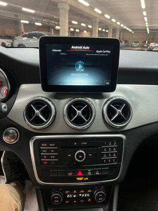 Mercedes-Benz GLA 220 CDI