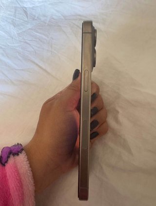 iPhone 15 Pro Max Titanio Natural