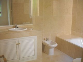 Piso en venta en Elviria en Marbella