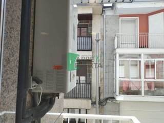 Piso en venta en Ventiun en Ourense