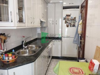 Piso en venta en Ventiun en Ourense