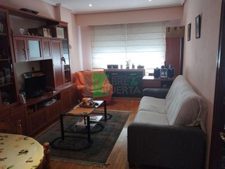 Piso en venta en Ventiun en Ourense