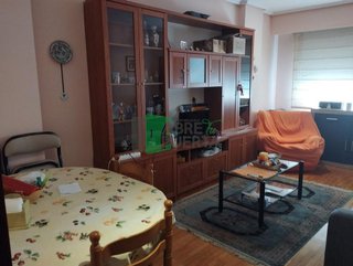 Piso en venta en Ventiun en Ourense