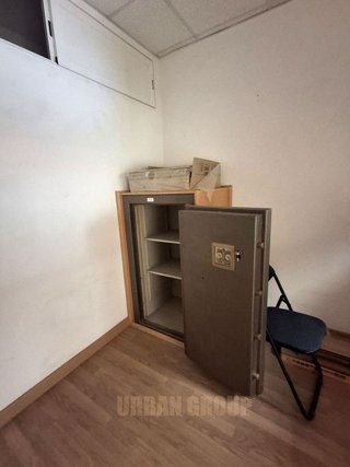 Local comercial en venta en Parque Lisboa - La Paz en Alcorcón