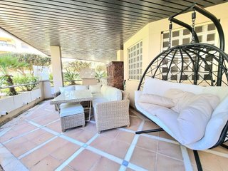 Piso en venta en Los Naranjos - Las Brisas en Marbella