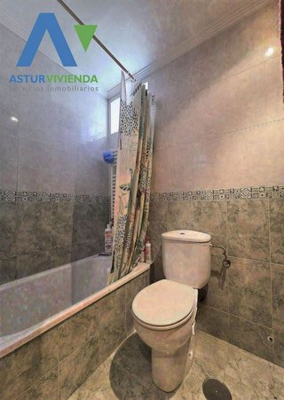 Piso en venta en Milán - Pumarín - Teatinos en Oviedo