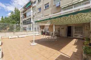Piso en venta en Reyes Católicos en Alcalá de Henares