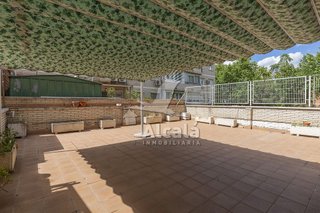 Piso en venta en Reyes Católicos en Alcalá de Henares